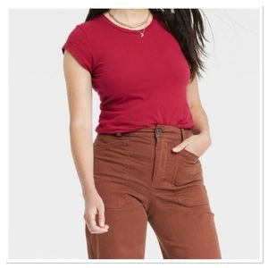 Women’s Fitted Short Sleeve T-Shirt Universal Thread